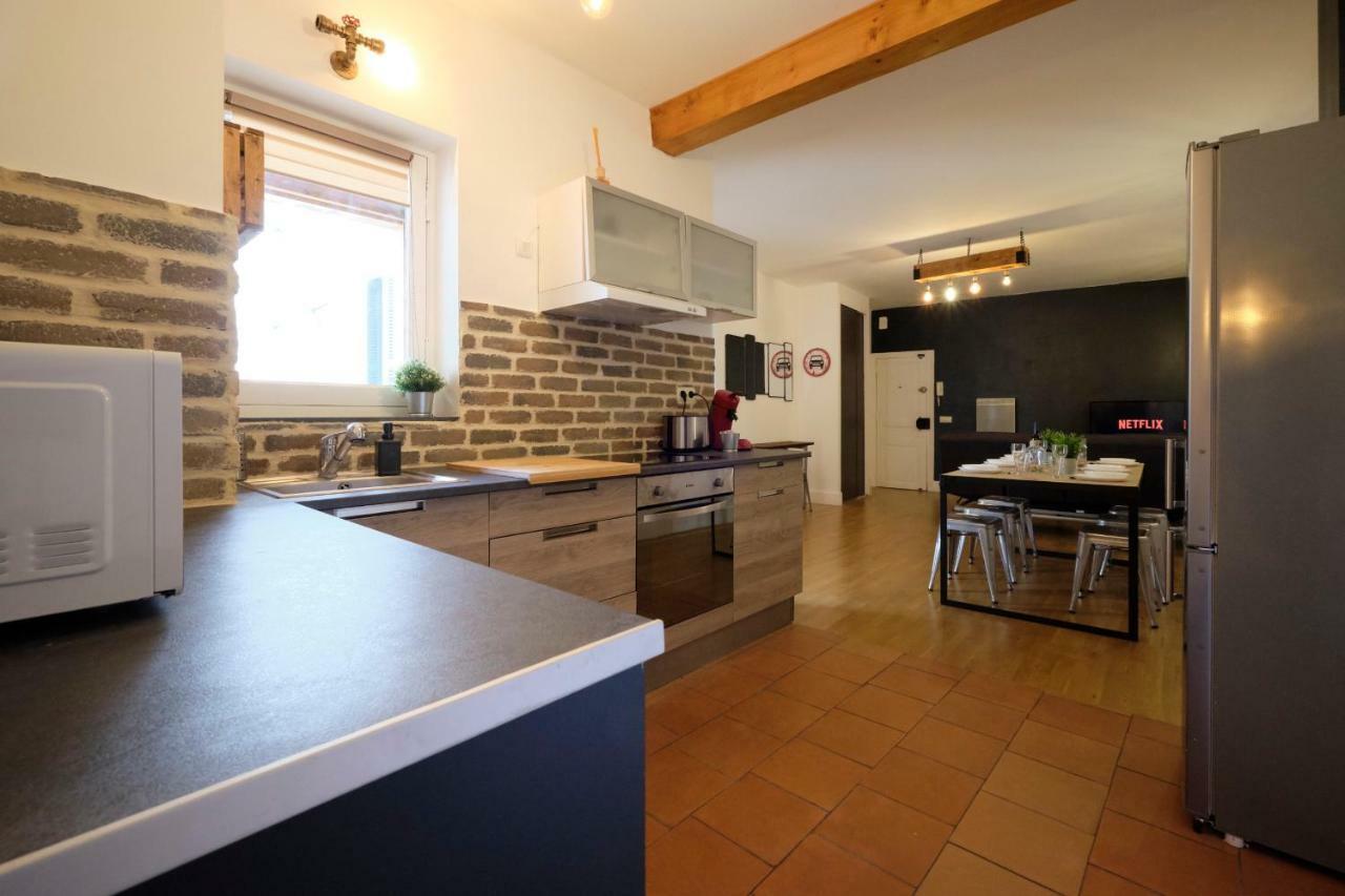 Melina - Appartement Dans Les Remparts De La Bastide Avec Parking Et Terrasse Carcassonne Exterior foto